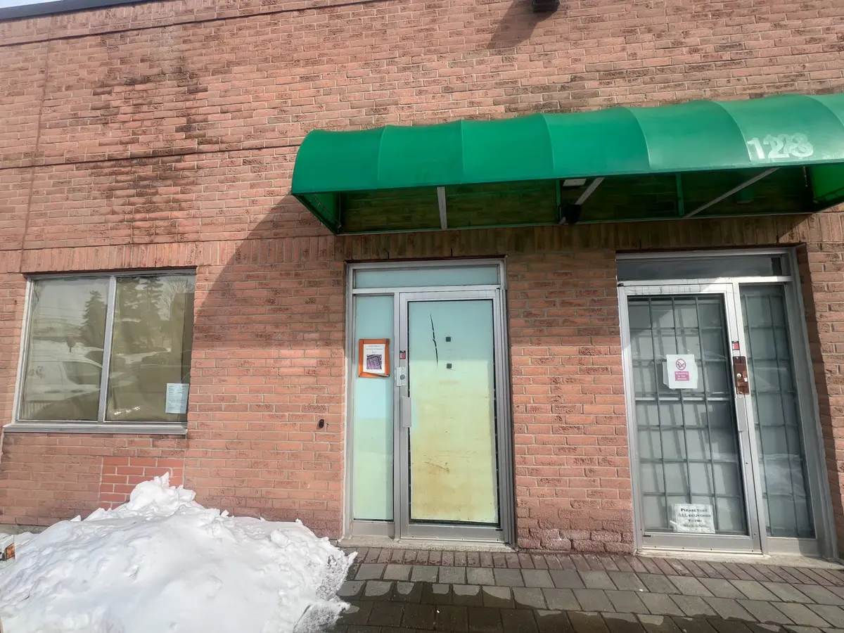 1895 Clements RD #127, Pickering, ON L1W 3V5