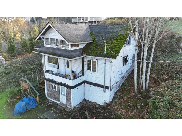 Rainier, OR 97048,808 W A LOOP