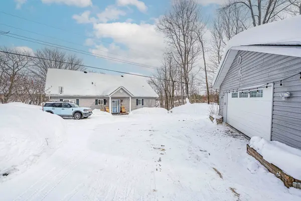 137 Pickerel Point RD, Georgian Bay, ON L0K 1S0