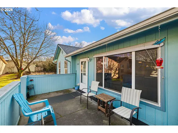 5524 E ST, Springfield, OR 97478