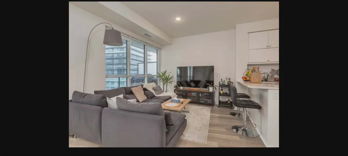 39 Annie Craige DR #1101, Toronto W06, ON M8V 0C5