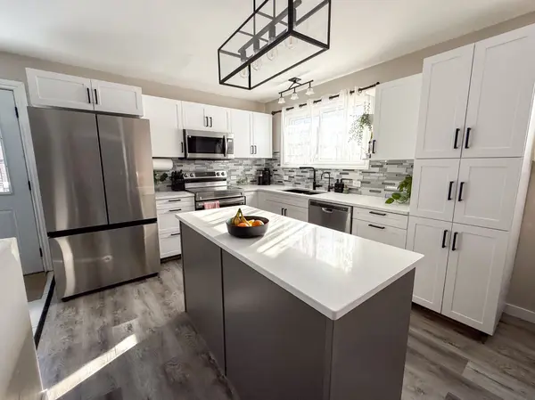 618 Reynolds ST E, Iroquois Falls, ON P0K 1E0