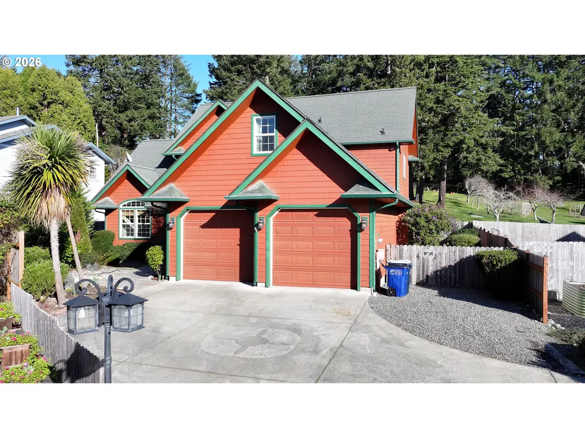 7007 WELCH CT, Brookings, OR 97415