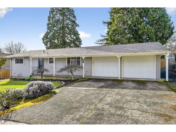 Dundee, OR 97115,242 NW Ione ST