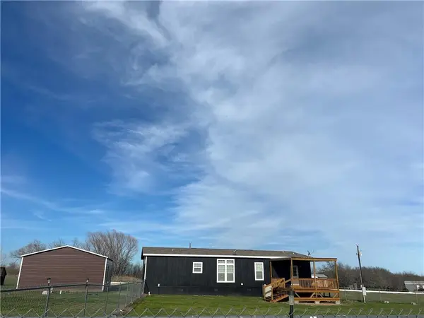 161 Meadowview Lane, Hubbard, TX 76648