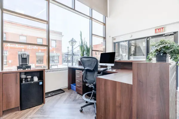 74 Mississaga ST E, Orillia, ON L3V 1V5