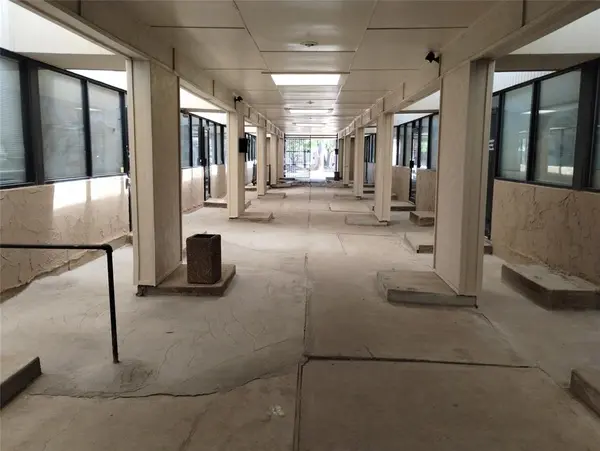 619 Mercury Avenue #108, Duncanville, TX 75137