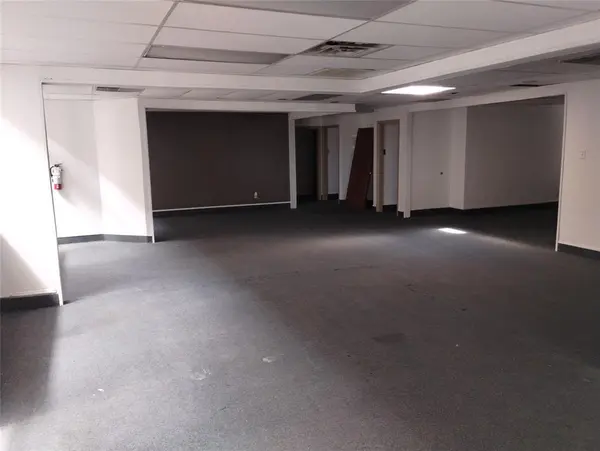 619 Mercury Avenue #108, Duncanville, TX 75137