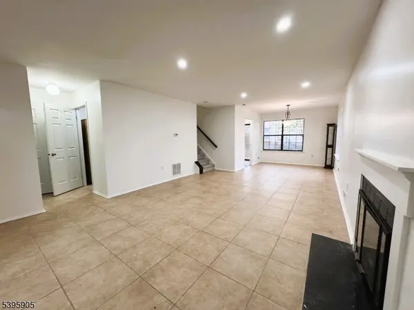 1 Lyon Ln #1, Franklin Twp., NJ 08823