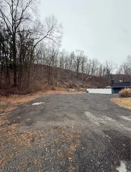 108 Stickles Pond Rd, Andover Twp., NJ 07860