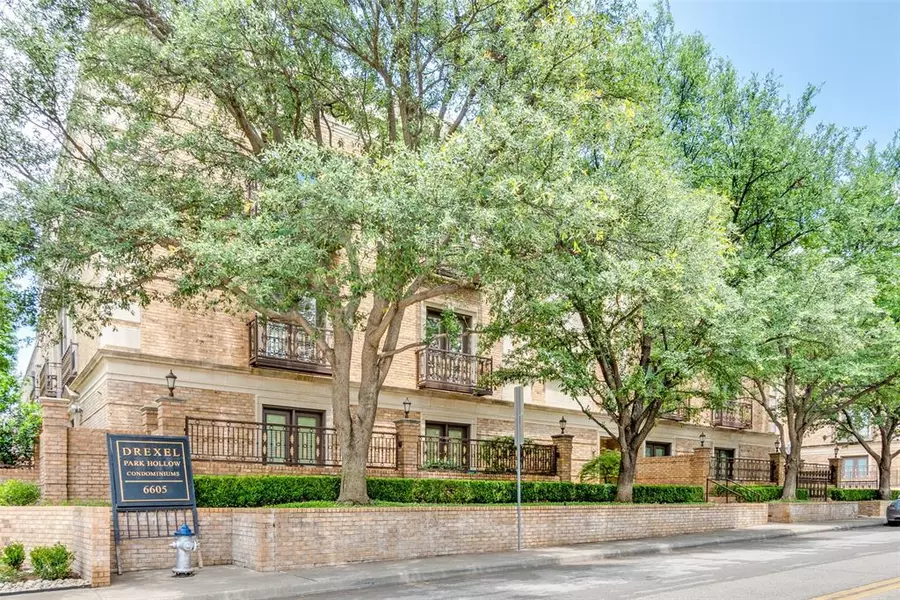 6605 Bandera Avenue #3A, Dallas, TX 75225