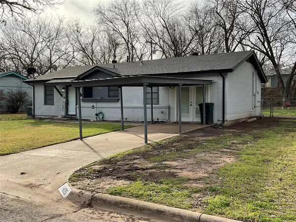 1405 W Ball Street, Weatherford, TX 76086