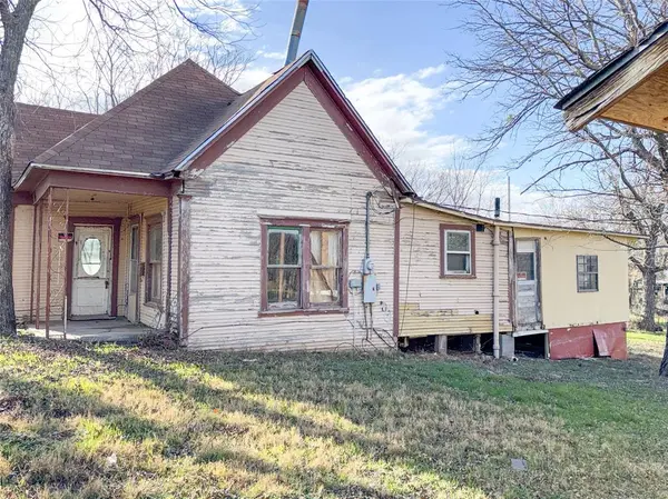 306 W 3rd Street, Cisco, TX 76437