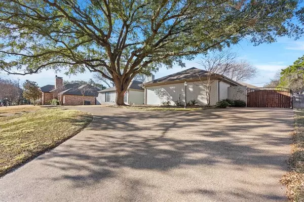 Woodway, TX 76712,304 Trailwood Drive