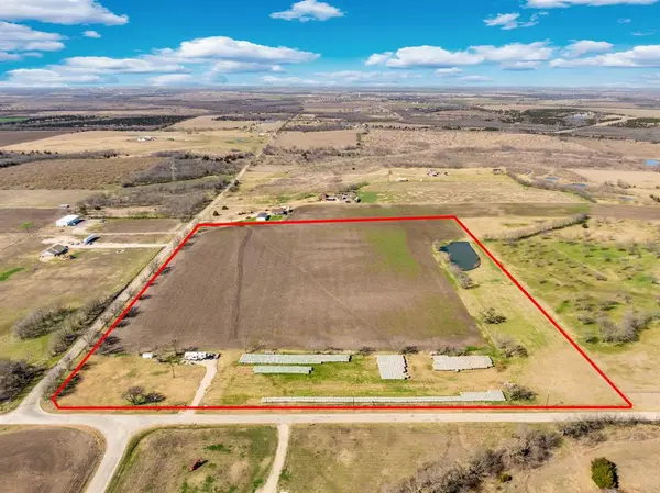 Ennis, TX 75119,1920 Moseley Road