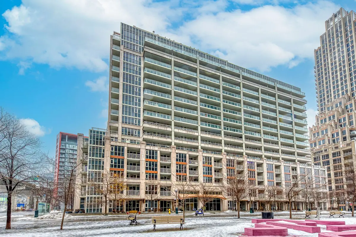 35 Bastion ST #306, Toronto C01, ON M5V 0C2