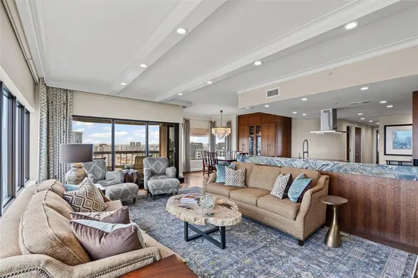 Dallas, TX 75204,3030 Mckinney Avenue #1906