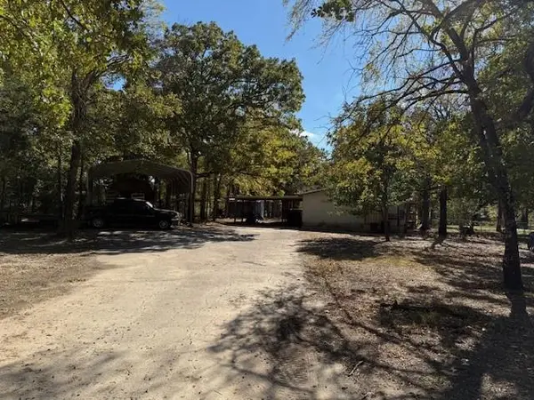 5330 Wyatt Earp Drive, Log Cabin, TX 75148