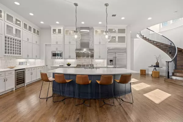 Dallas, TX 75209,4567 Elsby Avenue