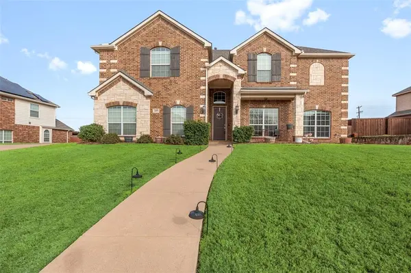609 Sunrise Drive, Kennedale, TX 76060