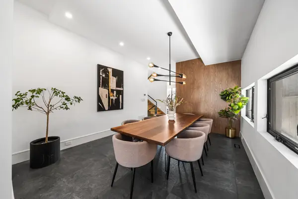 299 Hounslow AVE, Toronto C07, ON M2R 1H4