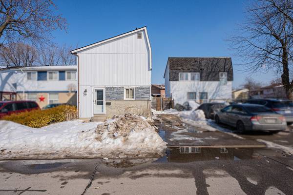 1 Jacobs SQ, Brampton, ON L6S 2M4