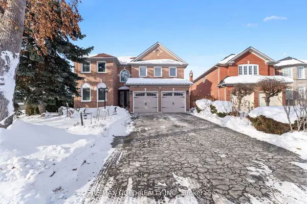 38 Mountainberry RD, Brampton, ON L6R 1J3