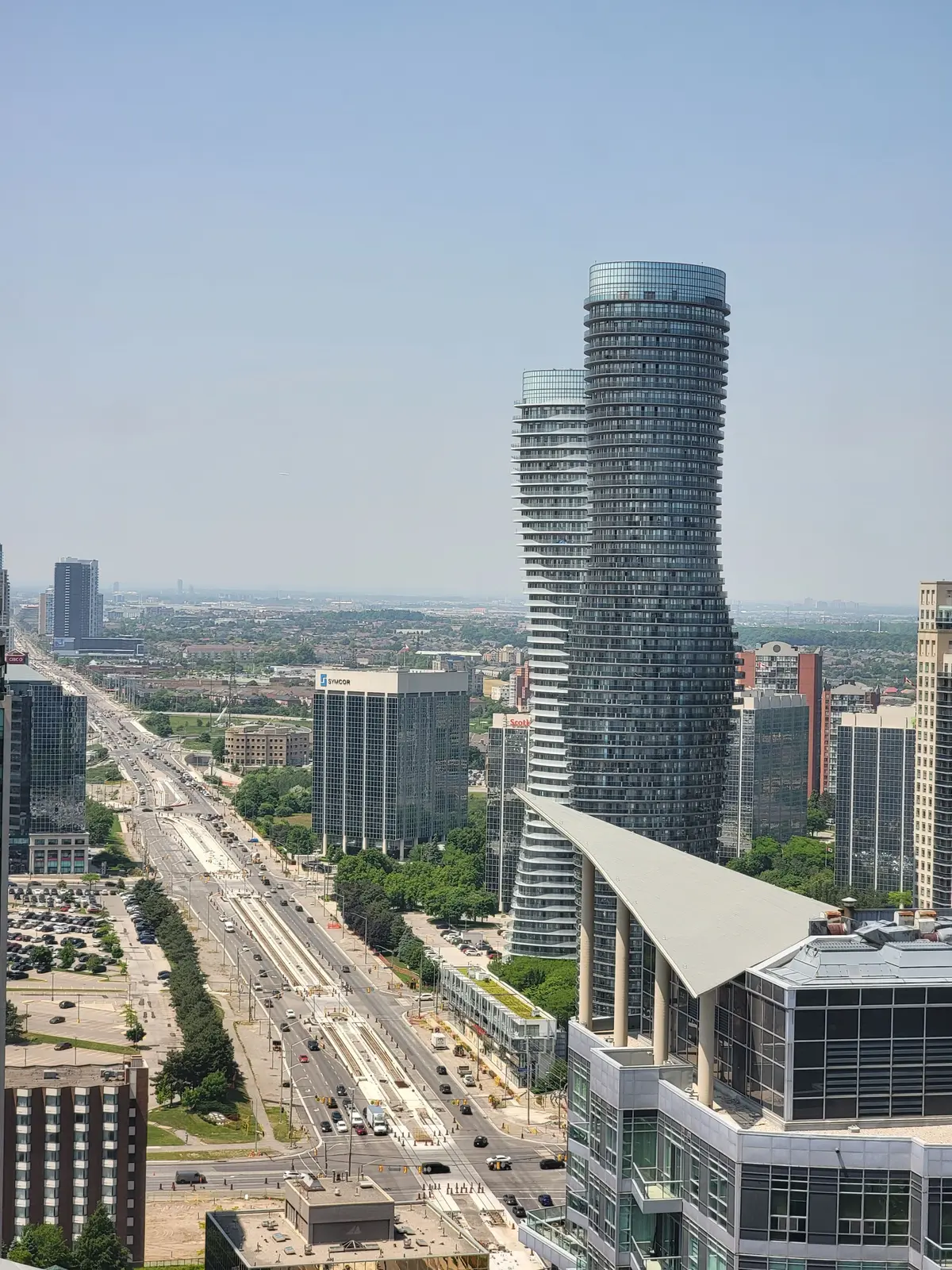 30 Elm DR W #3502, Mississauga, ON L5B 0N6