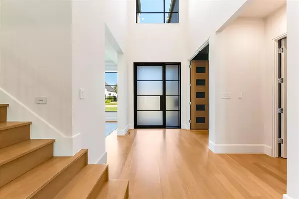 Dallas, TX 75230,7522 Midbury Drive