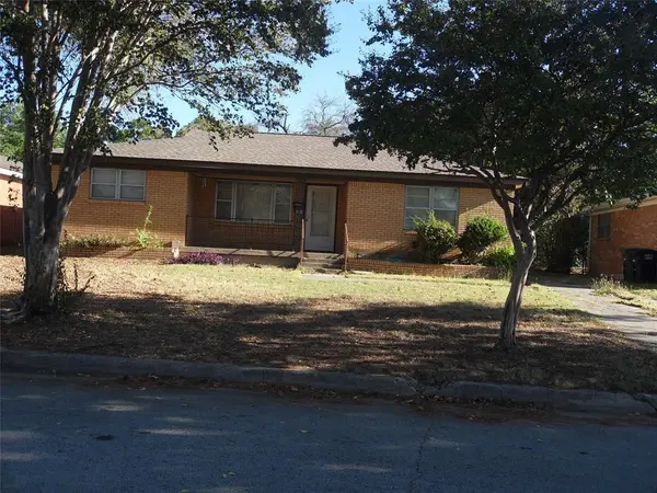 6032 Costen Lane, Fort Worth, TX 76114