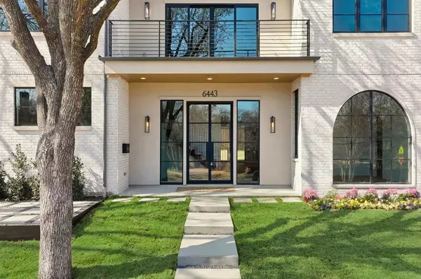 Dallas, TX 75214,6443 Lake Circle Drive