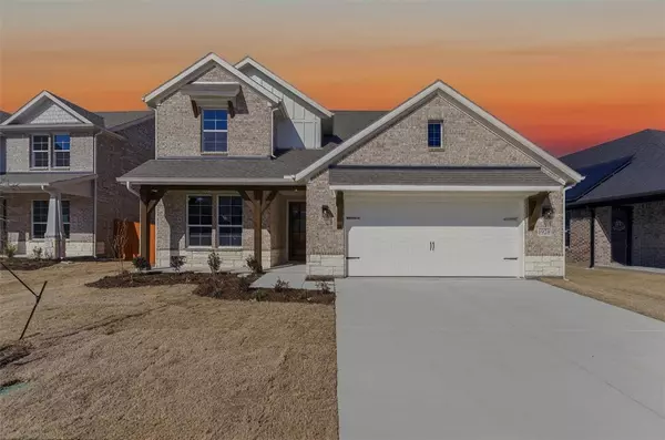 1928 Velora Drive, Fort Worth, TX 76052