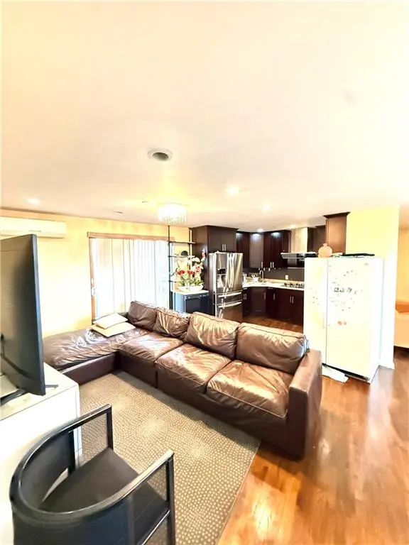 8895 26th AVE #5A, Brooklyn, NY 11214