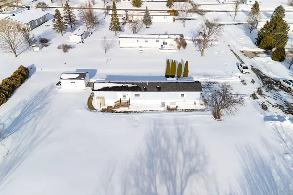 46 Sunset LN, Horton, ON K7V 0A5