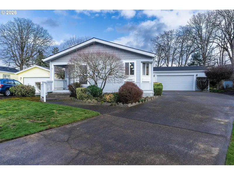 17508 NW SHADY FIR LOOP #16, Beaverton, OR 97006