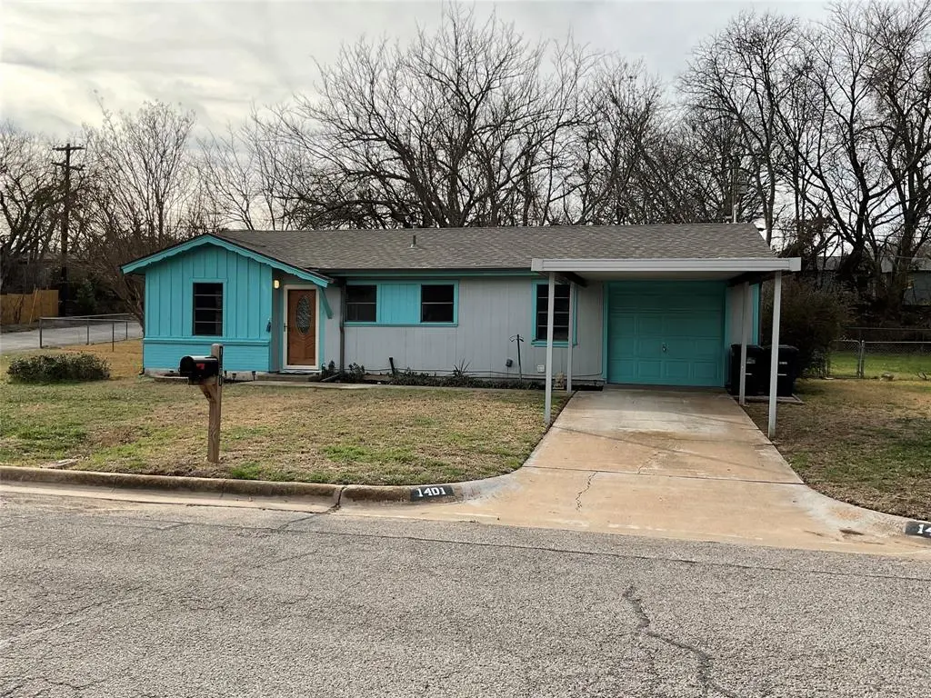 1401 W Ball Street, Weatherford, TX 76086