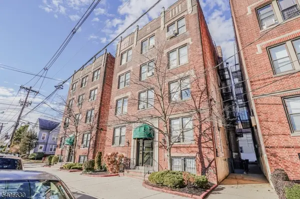 803 Avenue A, Bayonne City, NJ 07002