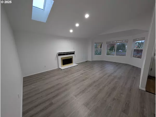 Portland, OR 97219,7321 SW 52ND AVE