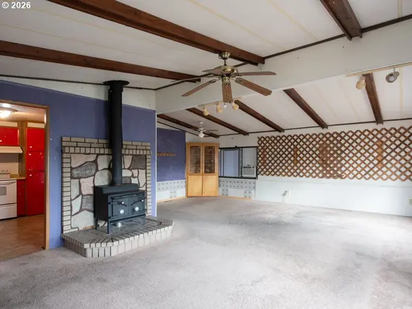 5335 MAIN ST #212, Springfield, OR 97478