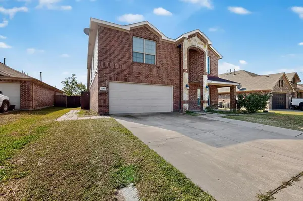 1066 Carpenter Court, Lavon, TX 75166