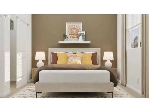 448 NE Hunter DR, Estacada, OR 97023