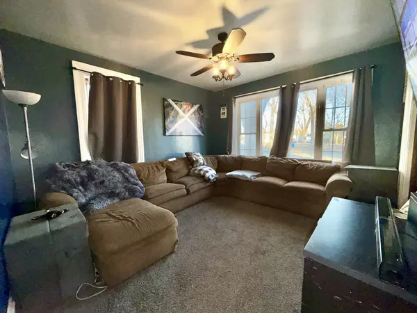 318 S Chestnut Street, Shannon, IL 61078