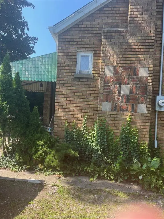 89 GLADSTONE Avenue, Chatham, ON N7L 2C4