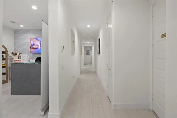 2681 Macarthur Boulevard #205, Lewisville, TX 75067