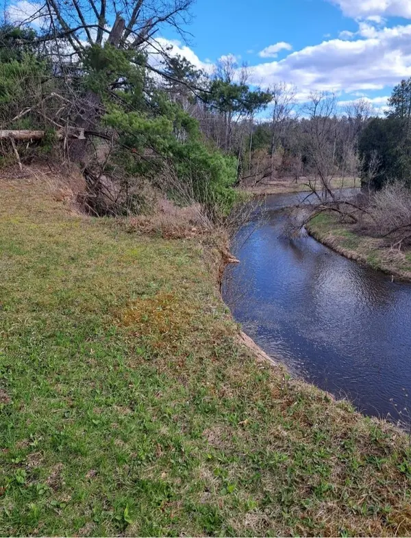 NKA Pinnacle DR, Deep River Twp, MI 48749