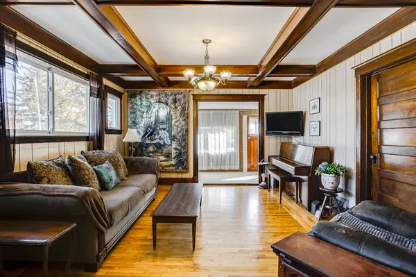 450 Assiniboia ST, Tay, ON L0K 1R0