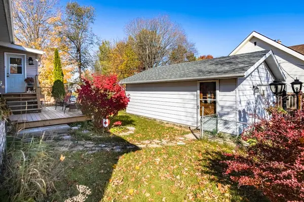 450 Assiniboia ST, Tay, ON L0K 1R0