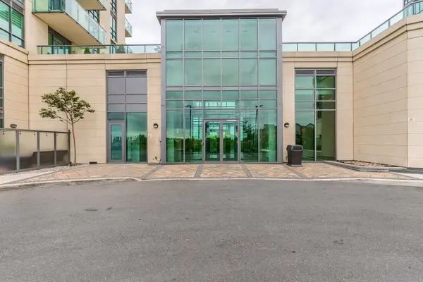 55 Yorkland BLVD #1107, Brampton, ON L6P 4K9