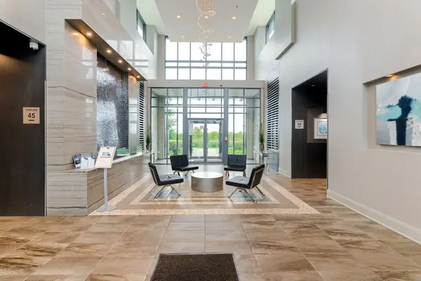 55 Yorkland BLVD #1107, Brampton, ON L6P 4K9