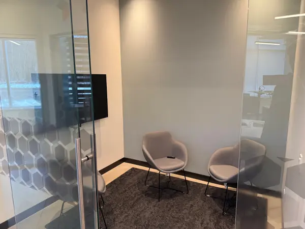 1415 Joshuas Creek DR #100, Oakville, ON L6H 7L9